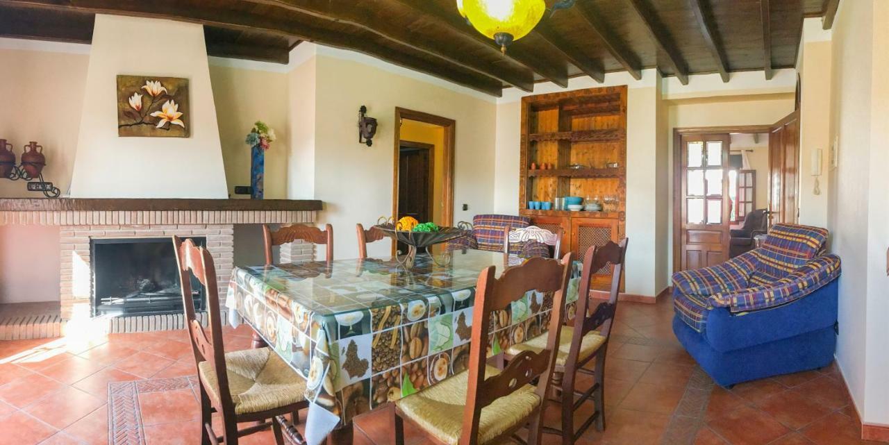 Casa De Teones Guest House Montecorto Eksteriør bilde